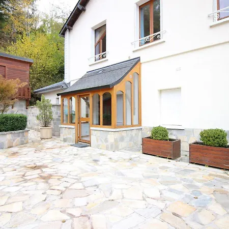 La Bourboule: T3 Confort, Parking, Wifi - Fr-1-608-14 Lejlighed La Bourboule