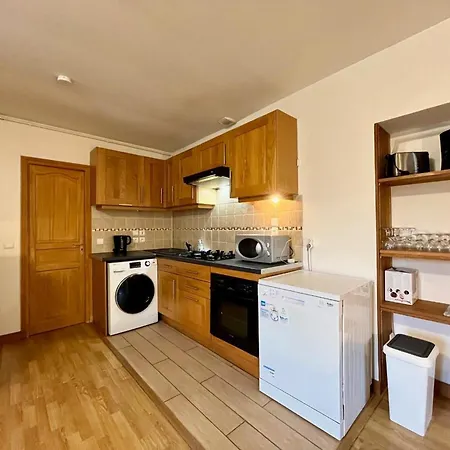 La Bourboule: T3 Confort, Parking, Wifi - Fr-1-608-14 *